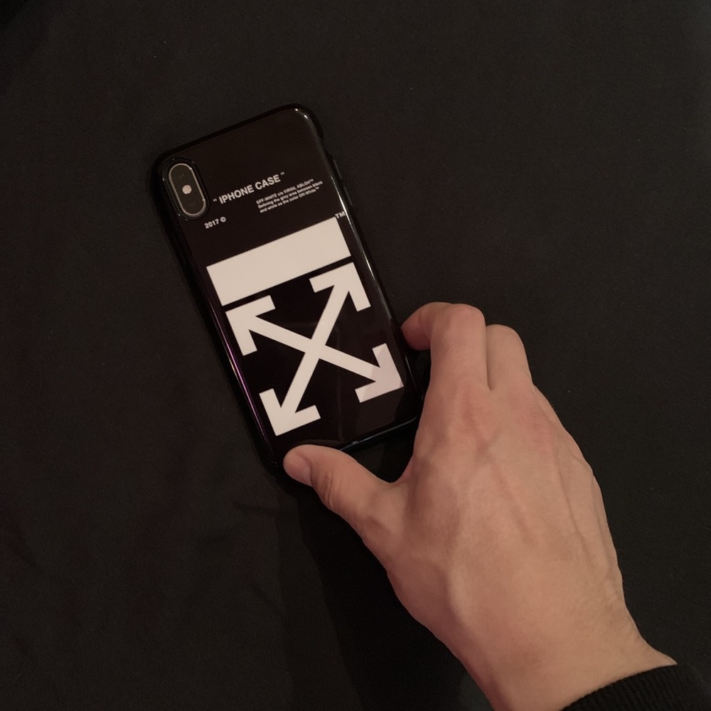 OFF WHITE TOUGH SNAP IPHONE CASE